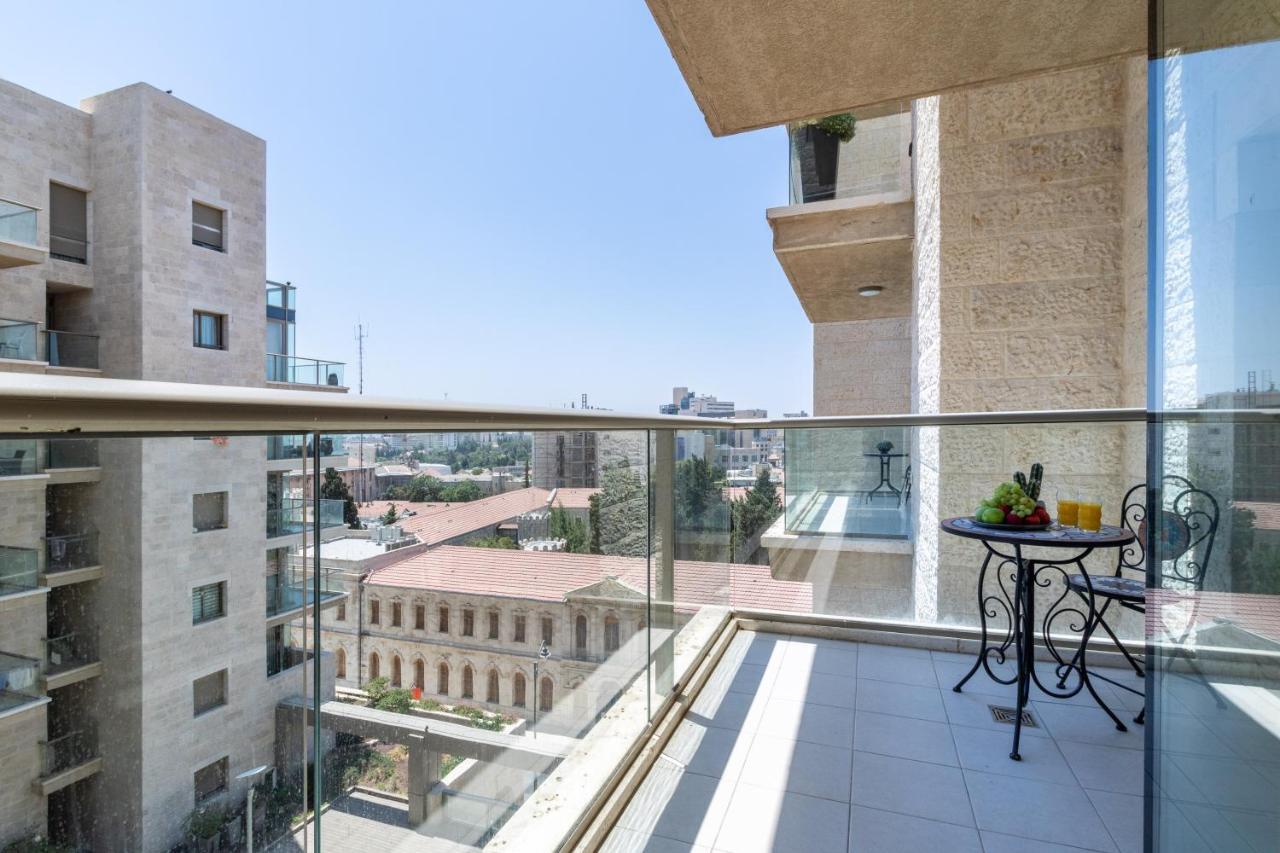 Luxury One-Bedroom Apartment/Parking In City Center 耶路撒冷 外观 照片